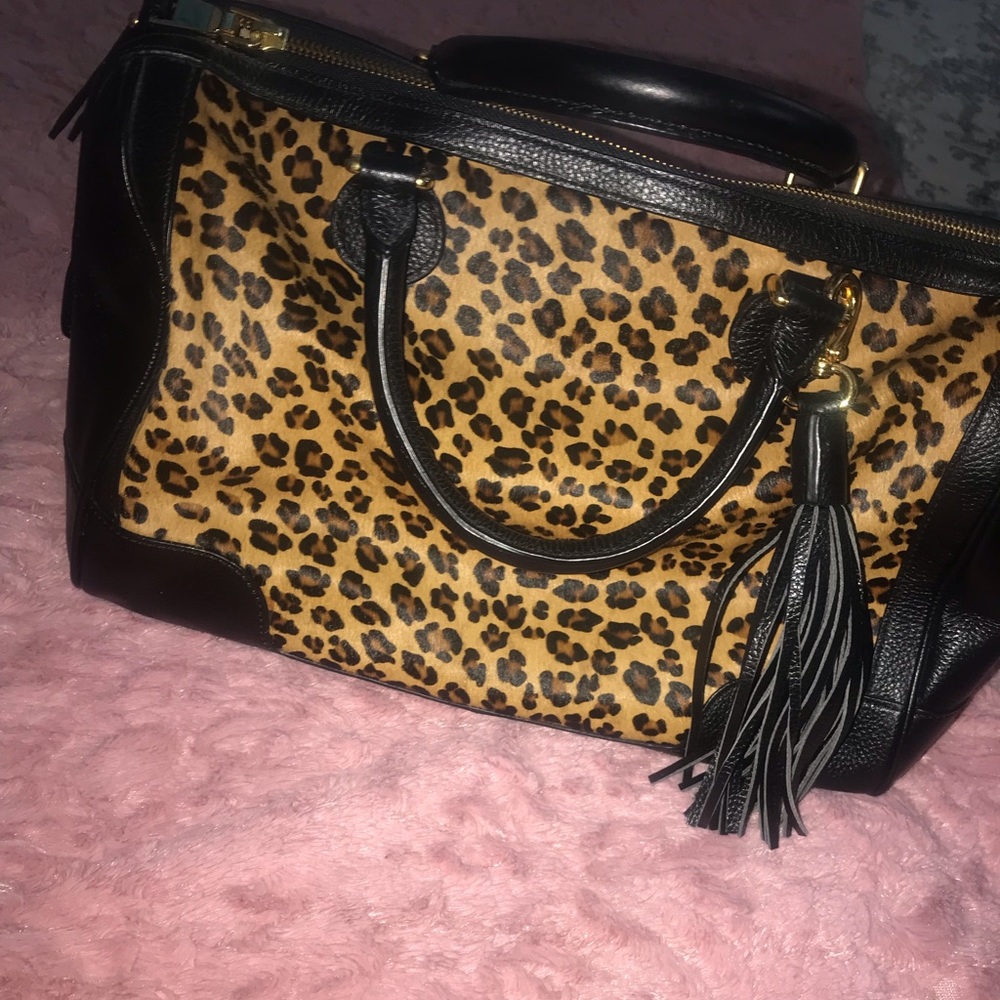 Super cute gently worn printed bag
